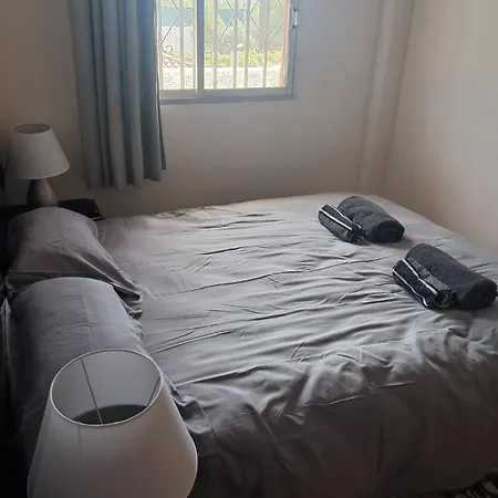 Habitacion En Piso Compartido *